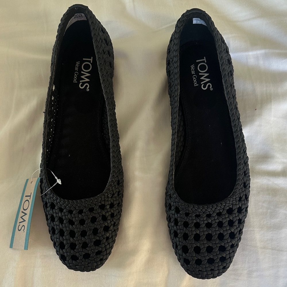 TOMS Women's Black Woven Flats